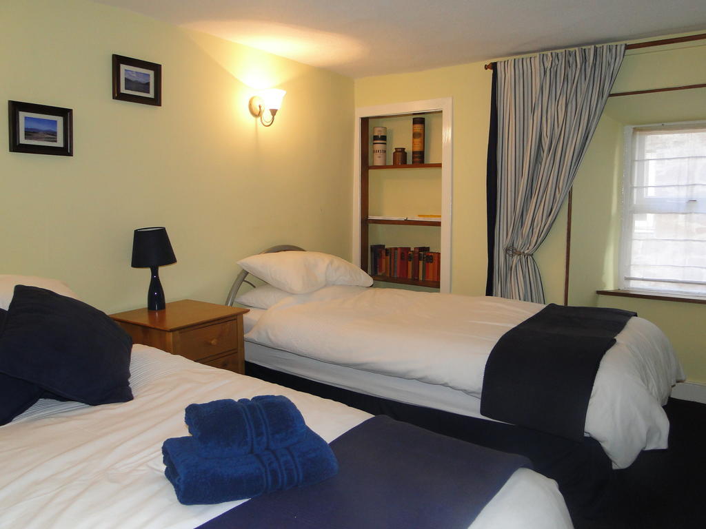The Red Lion Inn Doune Room photo