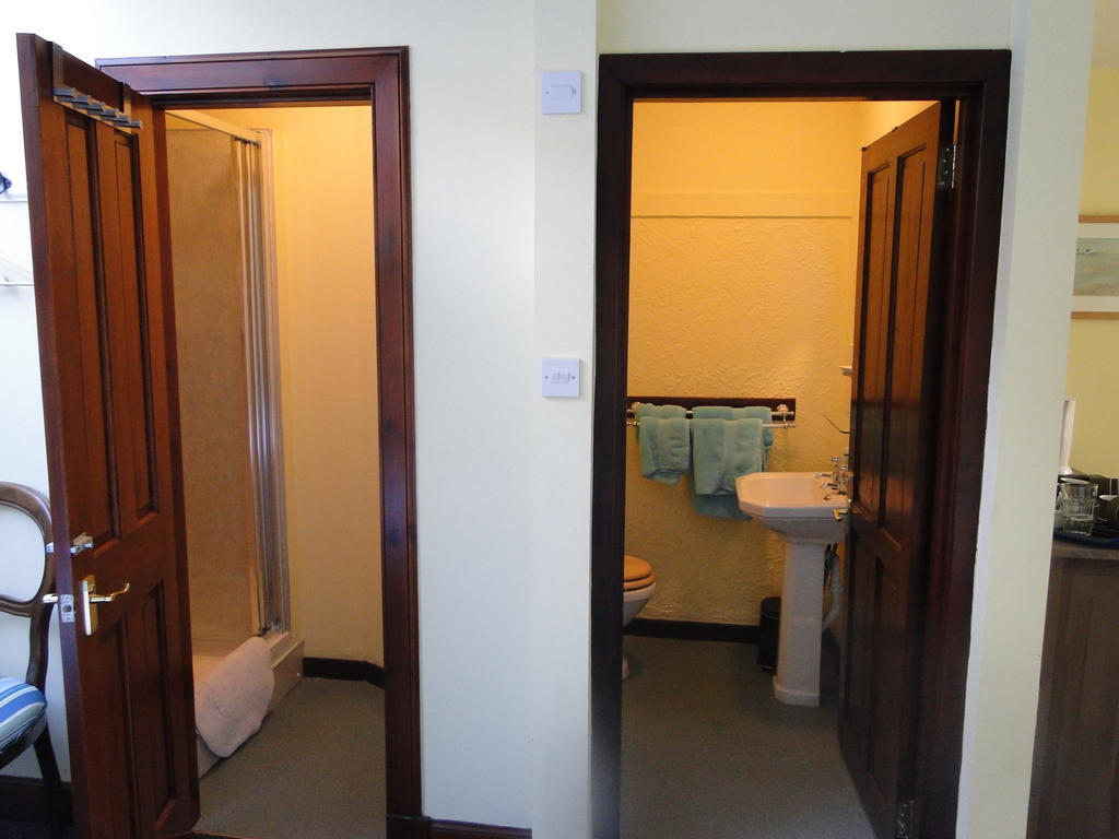 The Red Lion Inn Doune Room photo