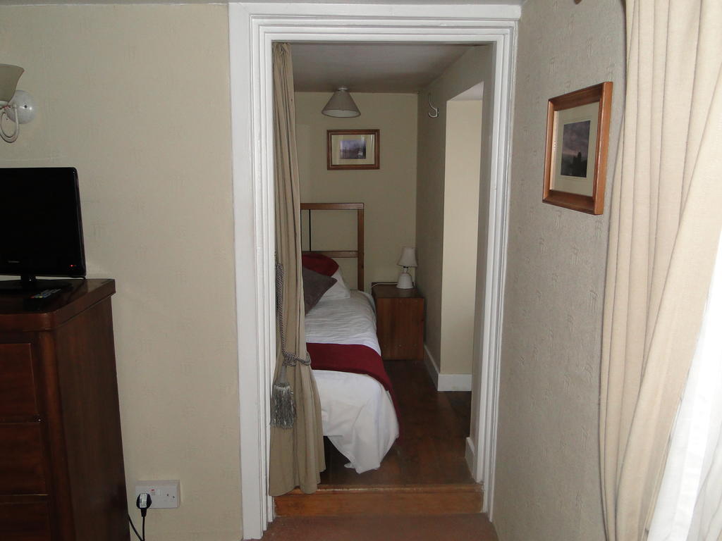 The Red Lion Inn Doune Room photo